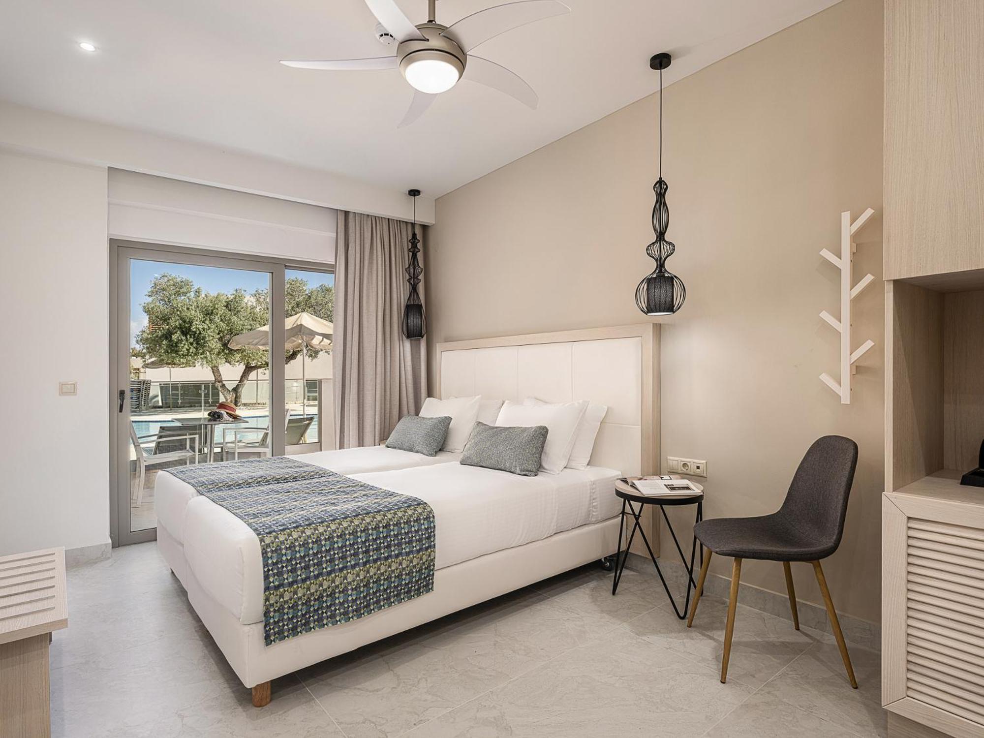 Sirios Village & Hotel 4*
