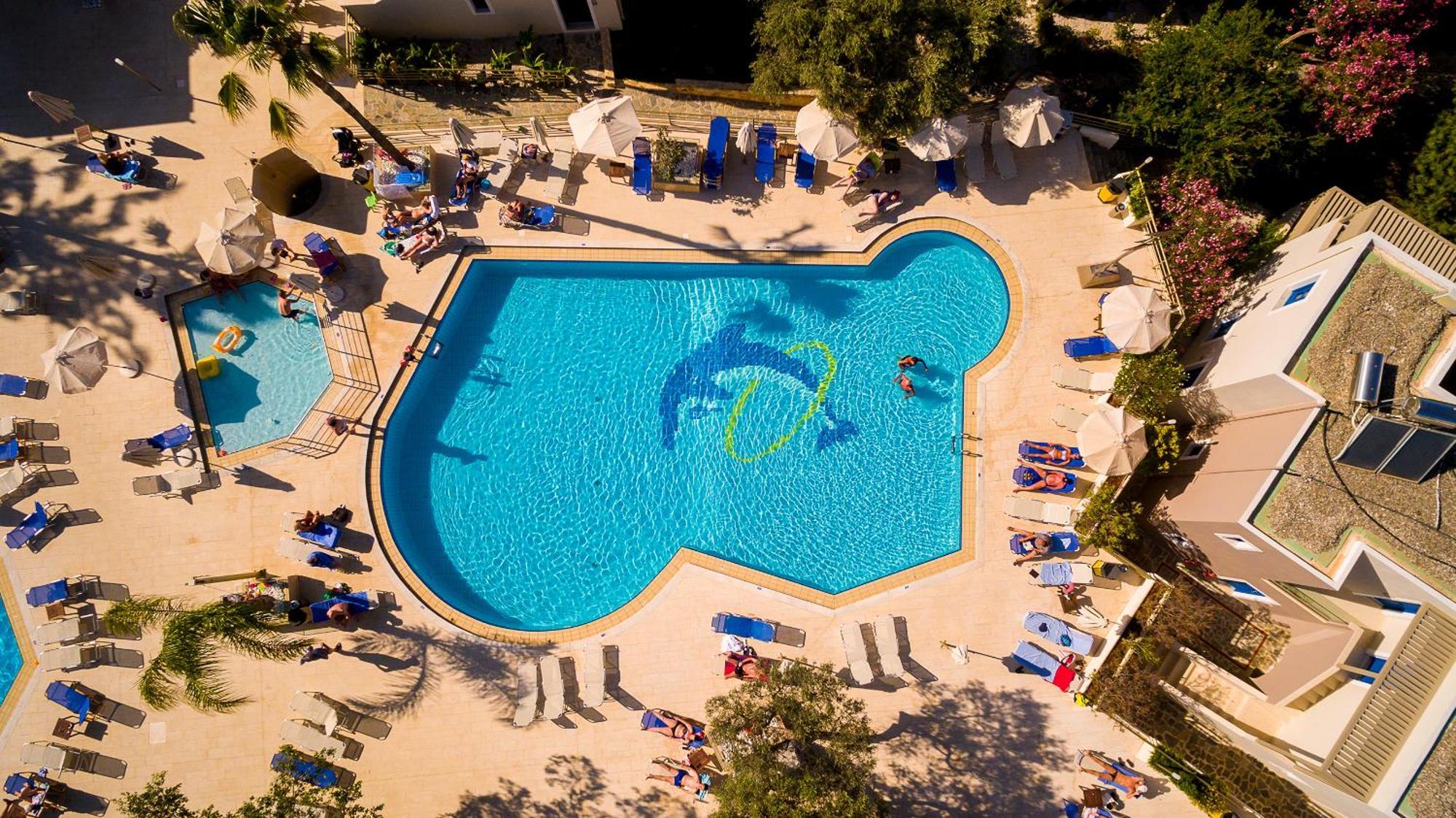 Hotel Sirios Village & Kato Daratso